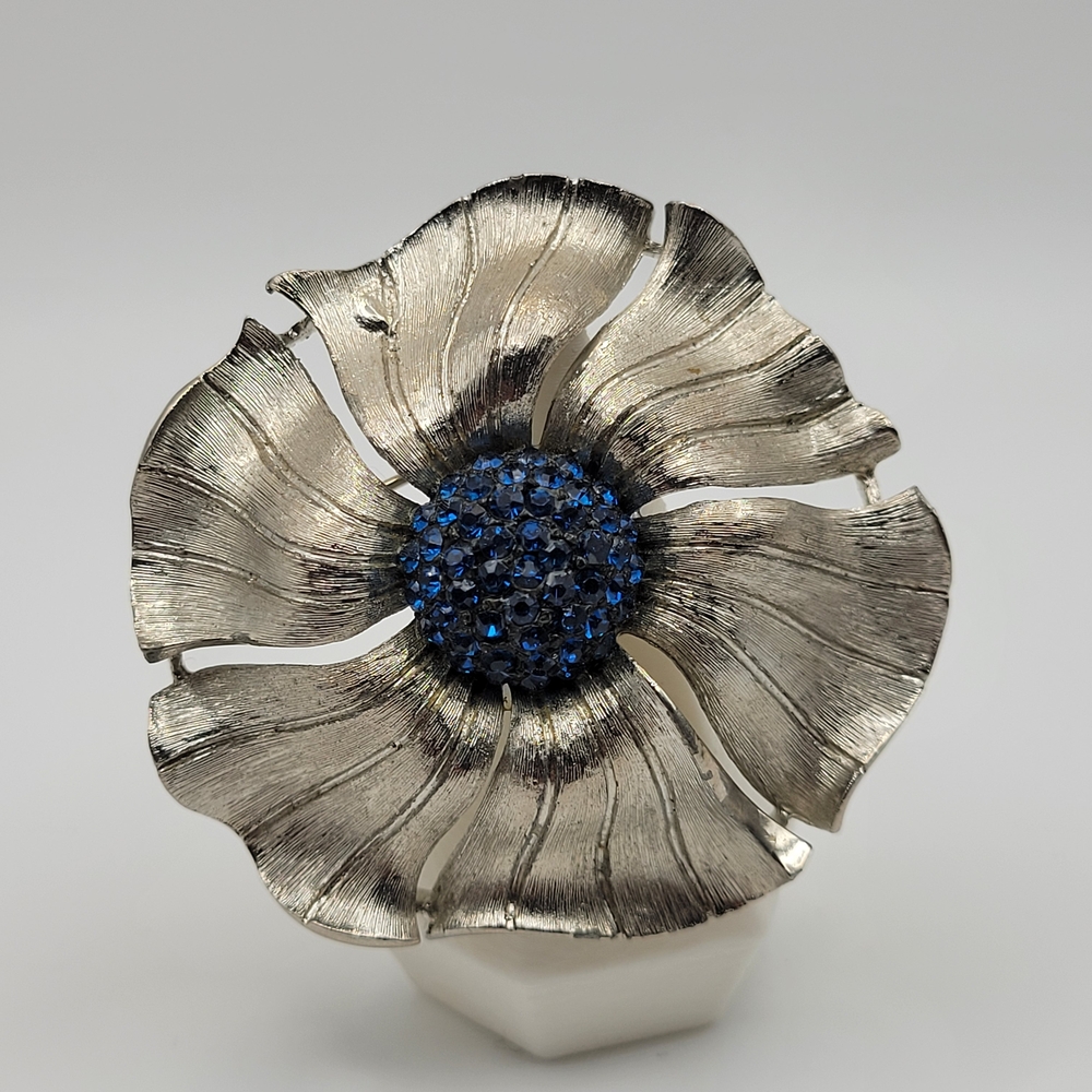 Vintage MCM Silver Plated Flower Brooch with Blue Center Glass Stones